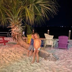 Meet your Posher, Kimberly